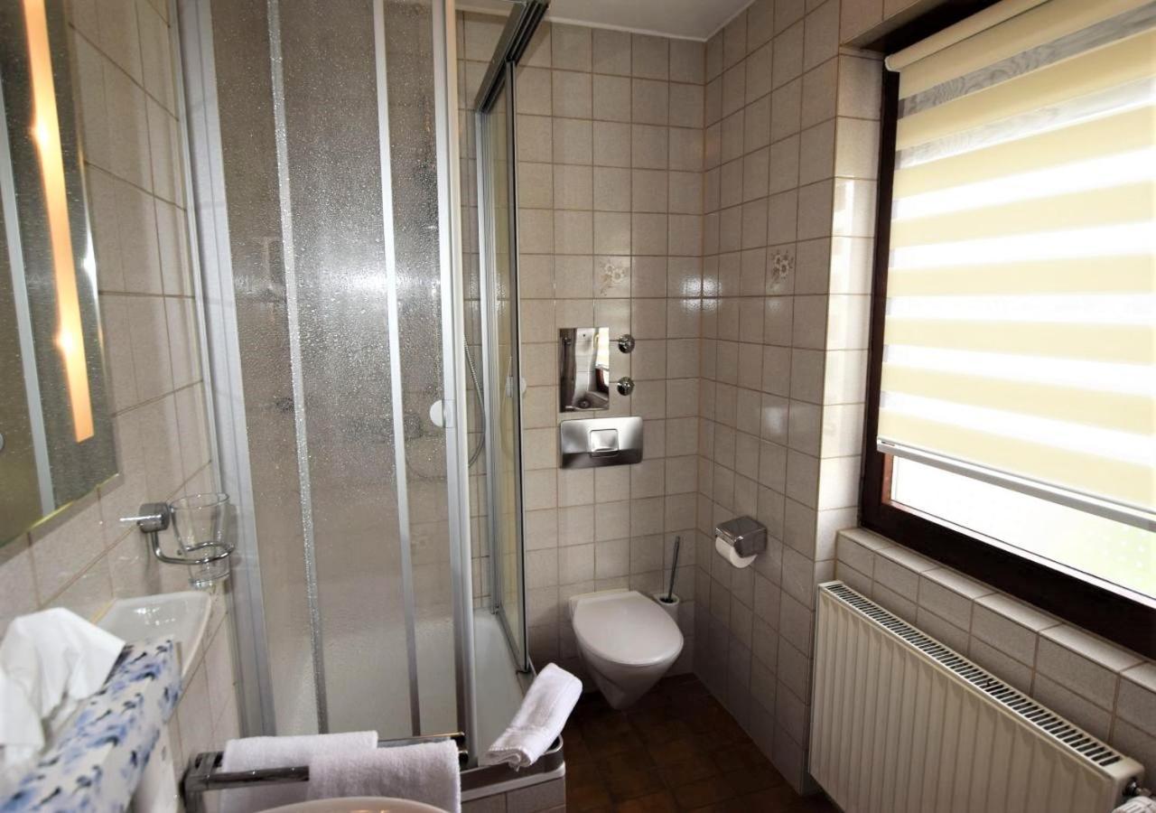 Hotel Alena - Kontaktlos Check-In Filderstadt Habitación foto
